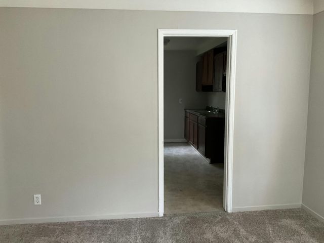 20233 Moross Road, Detroit, MI 48224