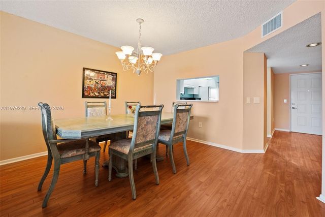 13701 SW 12th St 202A, Pembroke Pines, FL 33027