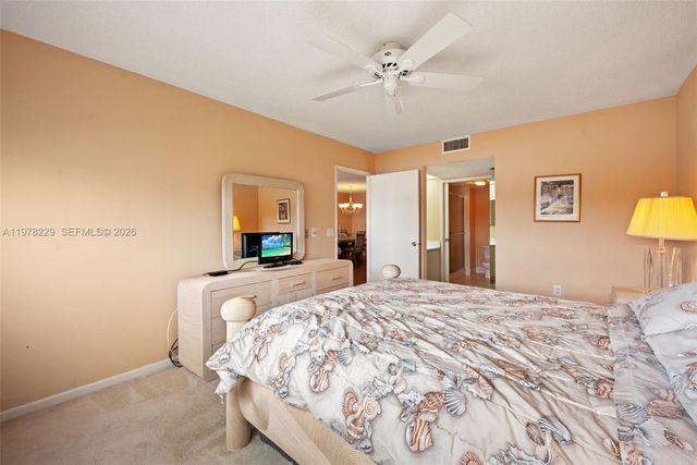 13701 SW 12th St 202A, Pembroke Pines, FL 33027