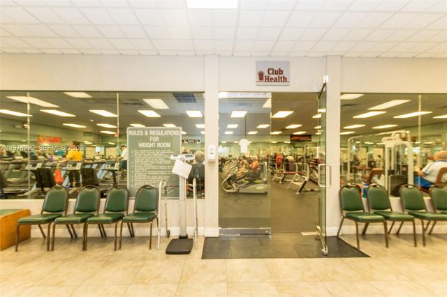 13701 SW 12th St 202A, Pembroke Pines, FL 33027