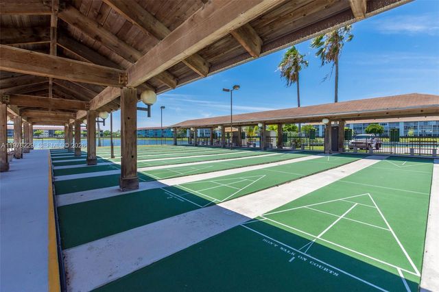 13701 SW 12th St 202A, Pembroke Pines, FL 33027