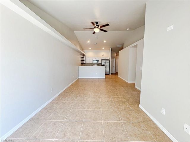 1022 NE 8th PL, Cape Coral, FL 33909