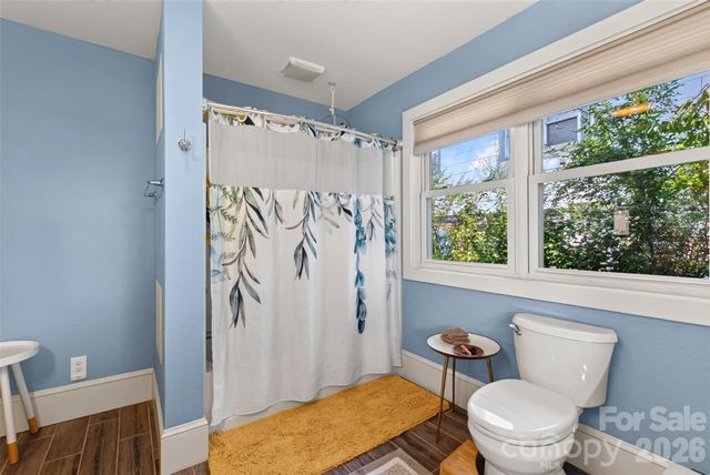 52 Pennsylvania Avenue, Asheville, NC 28806