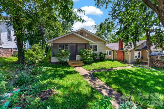 52 Pennsylvania Avenue, Asheville, NC 28806
