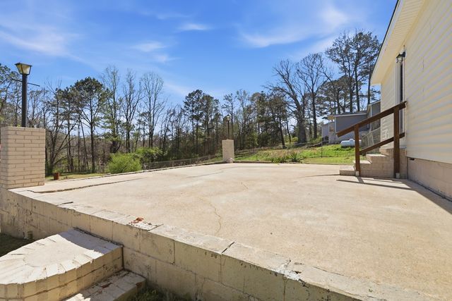 3009 Old West Point Road, Lagrange, GA 30240