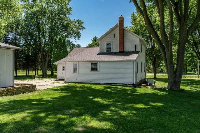10341 E Creek Road, Clinton, WI 53525