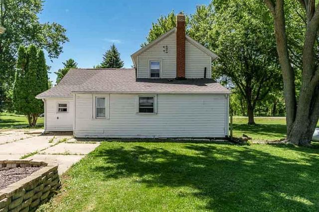 10341 E Creek Road, Clinton, WI 53525