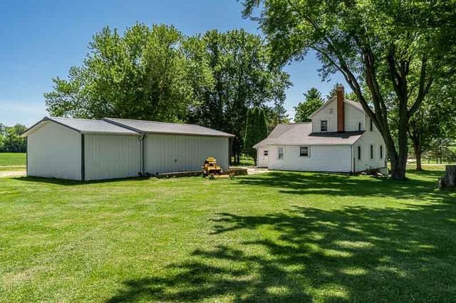 10341 E Creek Road, Clinton, WI 53525