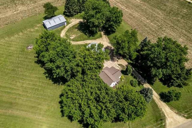 10341 E Creek Road, Clinton, WI 53525