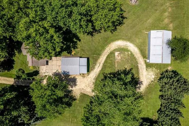 10341 E Creek Road, Clinton, WI 53525