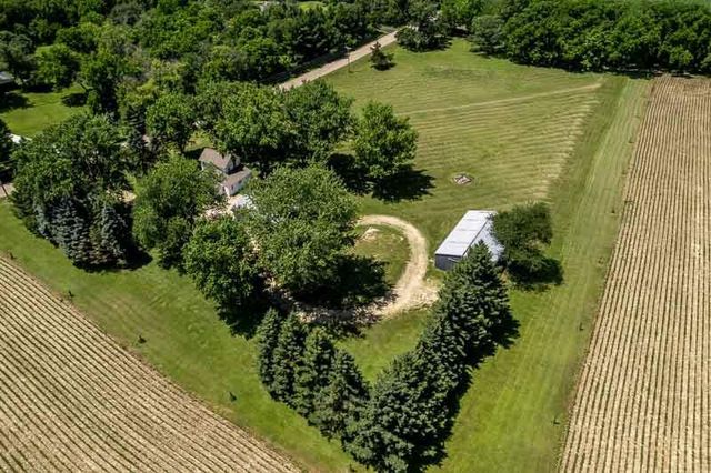 10341 E Creek Road, Clinton, WI 53525