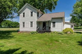 10341 E Creek Road, Clinton, WI 53525