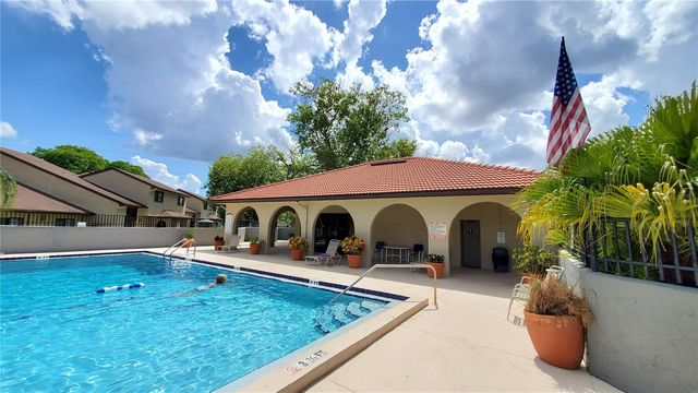 6262 142ND AVENUE N 702, Clearwater, FL 33760