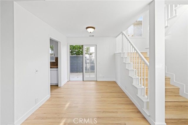 1597 Riverside, Costa Mesa, CA 92627