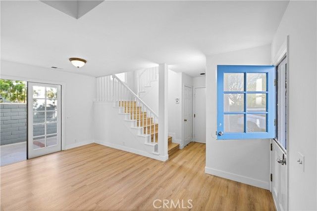 1597 Riverside, Costa Mesa, CA 92627