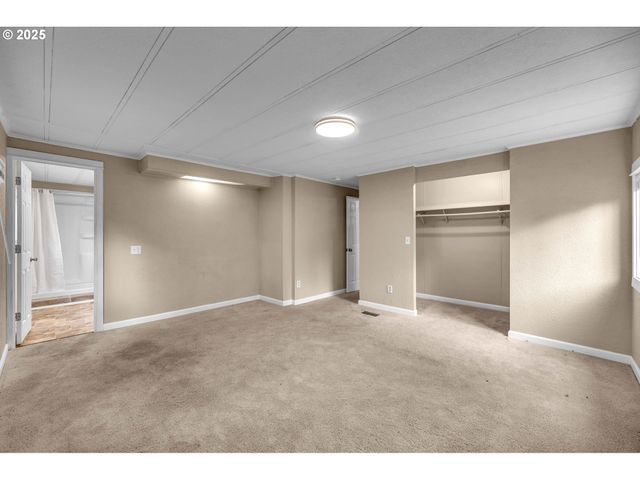 300 E JONES St, Yacolt, WA 98675