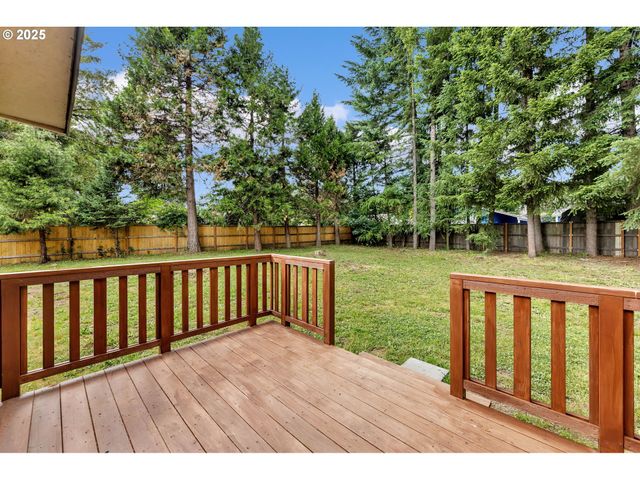 300 E JONES St, Yacolt, WA 98675