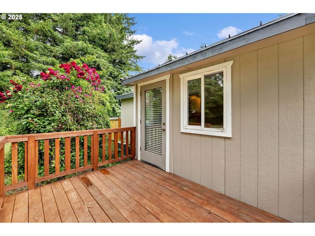 300 E JONES St, Yacolt, WA 98675