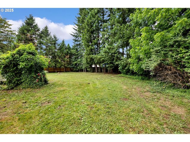 300 E JONES St, Yacolt, WA 98675