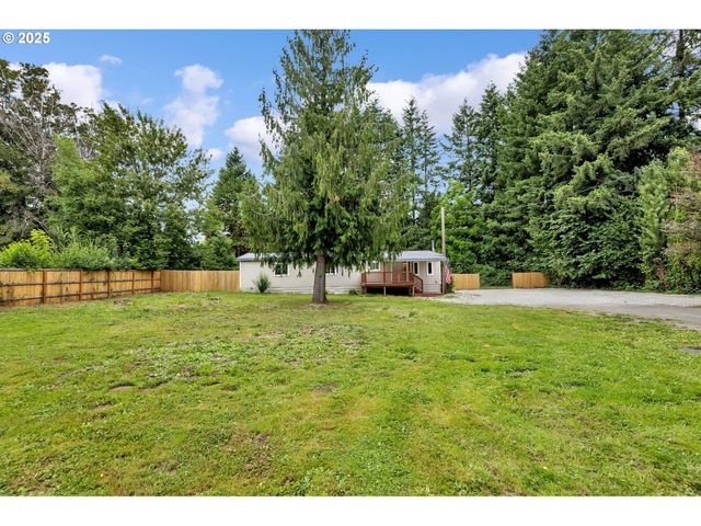 300 E JONES St, Yacolt, WA 98675