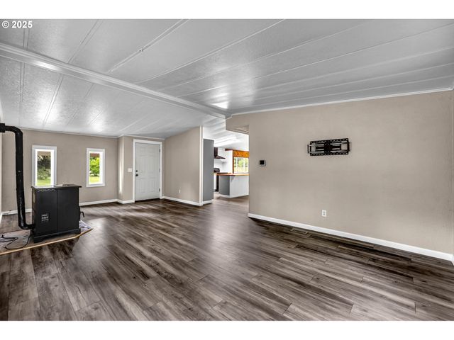 300 E JONES St, Yacolt, WA 98675