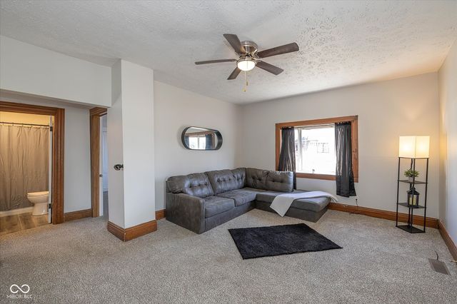 734 W North Street, Lebanon, IN 46052