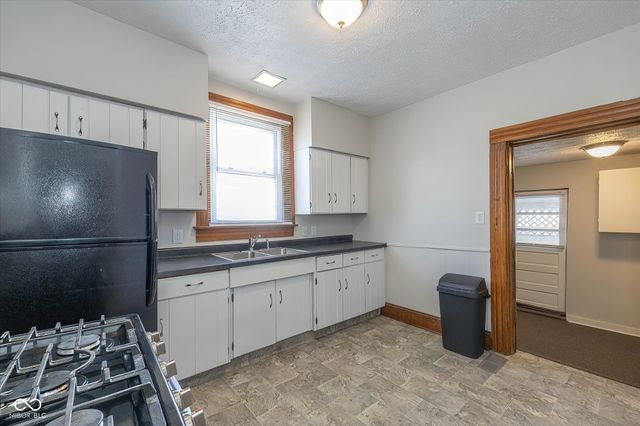 734 W North Street, Lebanon, IN 46052