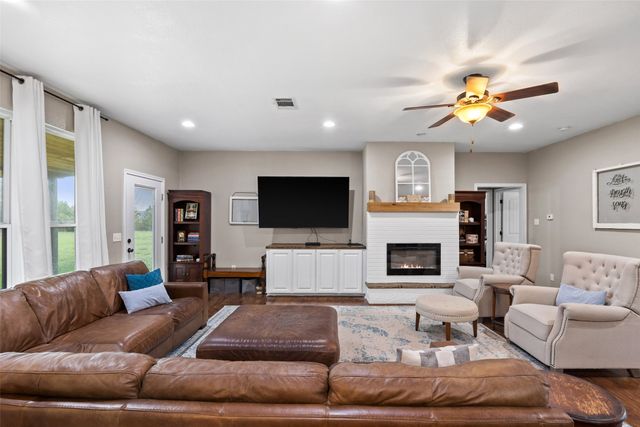 925 Wild Road, Van Alstyne, TX 75495