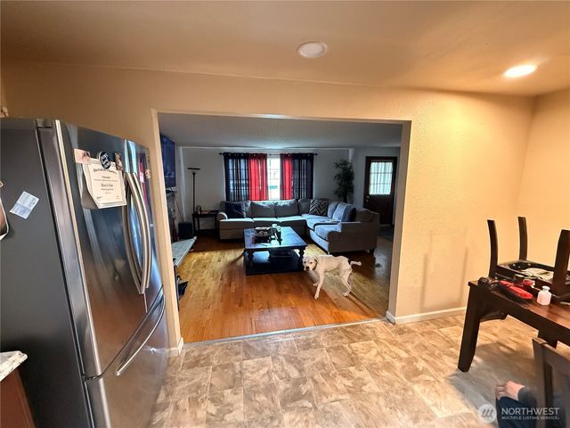 1011 E 68th, Tacoma, WA 98404