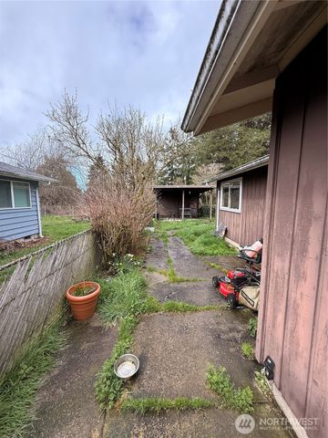 1011 E 68th, Tacoma, WA 98404