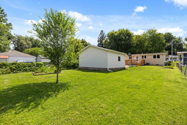 3851 43rd Street, Des Moines, IA 50310
