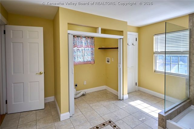 4004 Noyes Avenue, Charleston, WV 25304