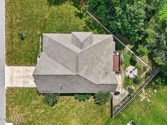 110 Aspen Drive, Lenoir City, TN 37771