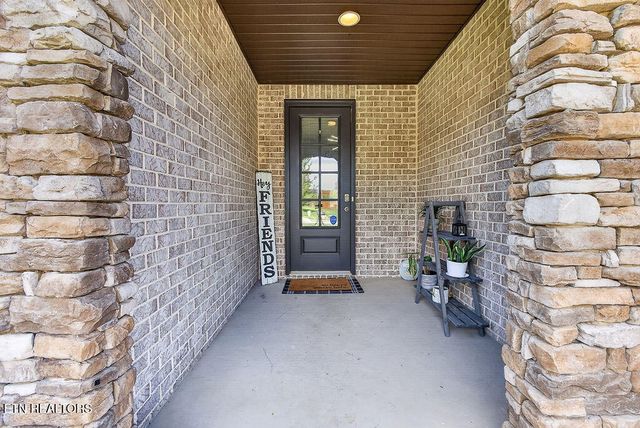 110 Aspen Drive, Lenoir City, TN 37771