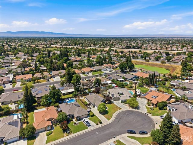 10115 Salerosa Court, Bakersfield, CA 93312