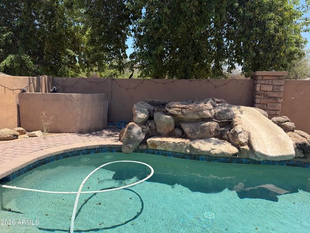 2221 N 94th Avenue, Phoenix, AZ 85037