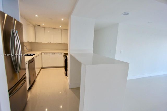 2451 Brickell Ave 16J, Miami, FL 33129