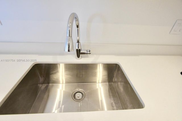 2451 Brickell Ave 16J, Miami, FL 33129