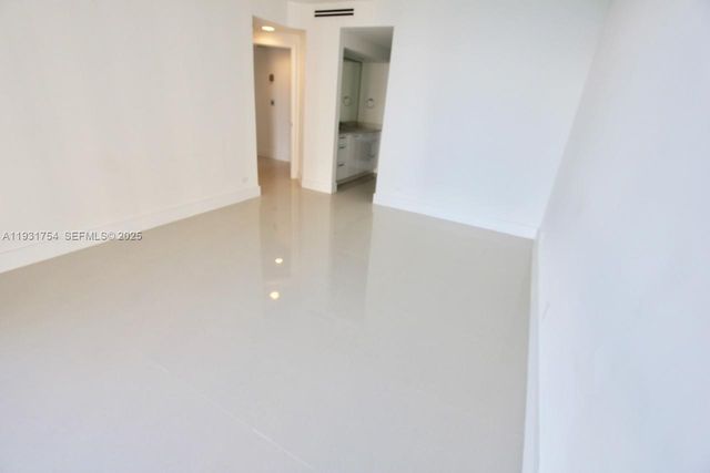 2451 Brickell Ave 16J, Miami, FL 33129