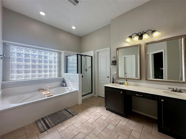 1148 Pleasant Oaks Drive, Lewisville, TX 75067