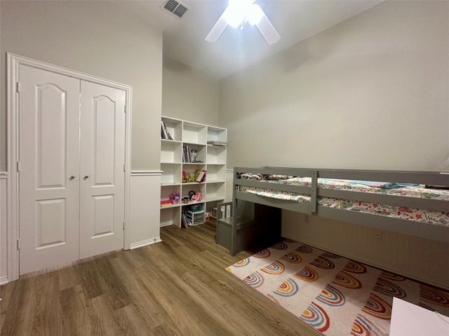 1148 Pleasant Oaks Drive, Lewisville, TX 75067