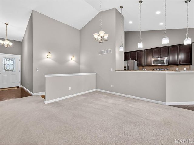 468 Angelique Place, St Charles, MO 63303