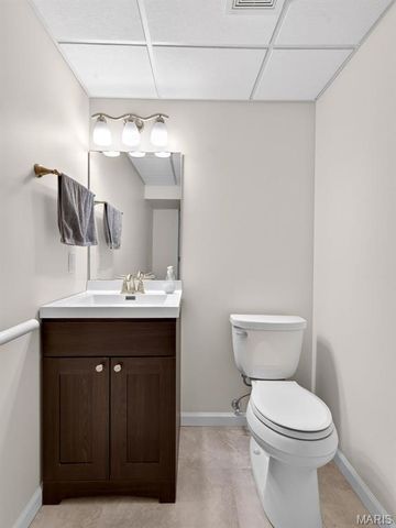 468 Angelique Place, St Charles, MO 63303