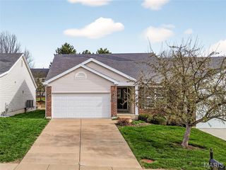 468 Angelique Place, St Charles, MO 63303