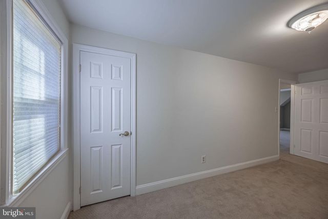 1243 LINDEN AVE, Baltimore, MD 21227