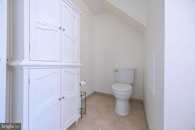 1243 LINDEN AVE, Baltimore, MD 21227