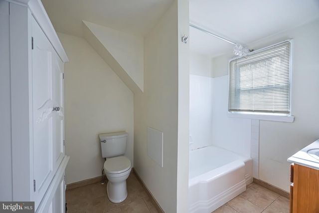 1243 LINDEN AVE, Baltimore, MD 21227