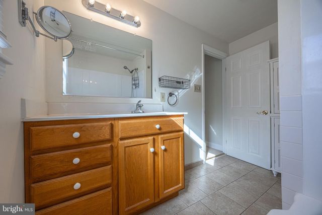 1243 LINDEN AVE, Baltimore, MD 21227