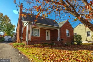 1243 LINDEN AVE, Baltimore, MD 21227