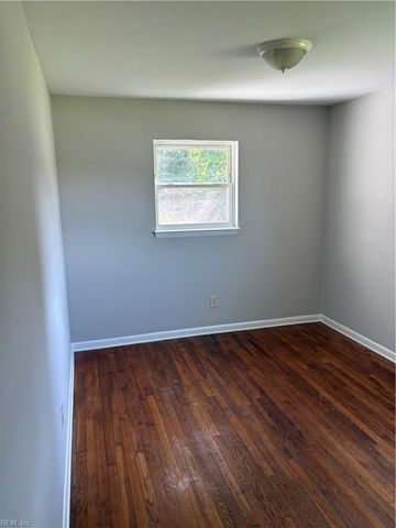 1112 36 ST, Newport News, VA 23607